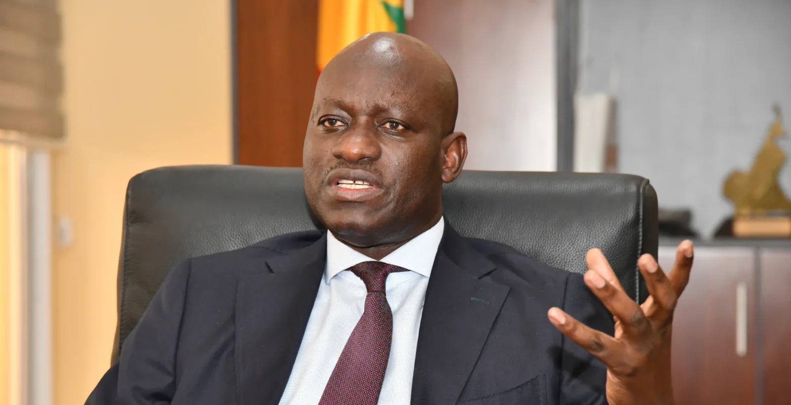 Abass Fall lors d'une déclaration publique