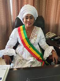Maïmouna Sène (APR) critique les méthodes judiciaires d'Ousmane Sonko à l'Assemblée nationale Maïmouna Sène (APR) critique les méthodes judiciaires d'Ousmane Sonko à l'Assemblée nationale