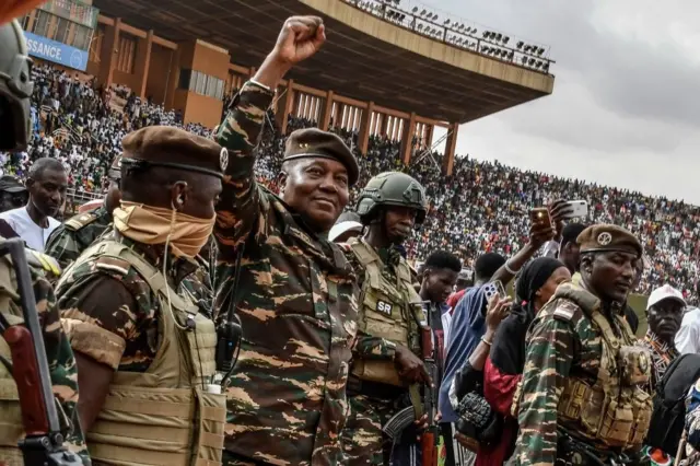 La junte nigérienne a accusé l’ancien président béninois d’avoir soutenu des tentatives de déstabilisation
