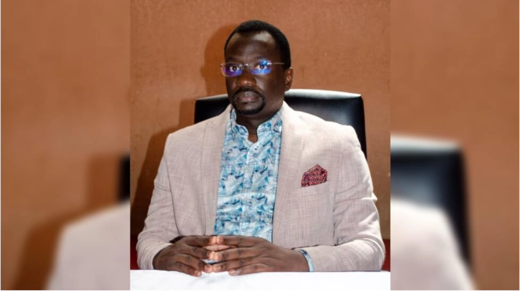 Portrait de Maurice Soudieck Dione, professeur en sciences politiques à l’université Gaston-Berger de Saint-Louis au Sénégal.