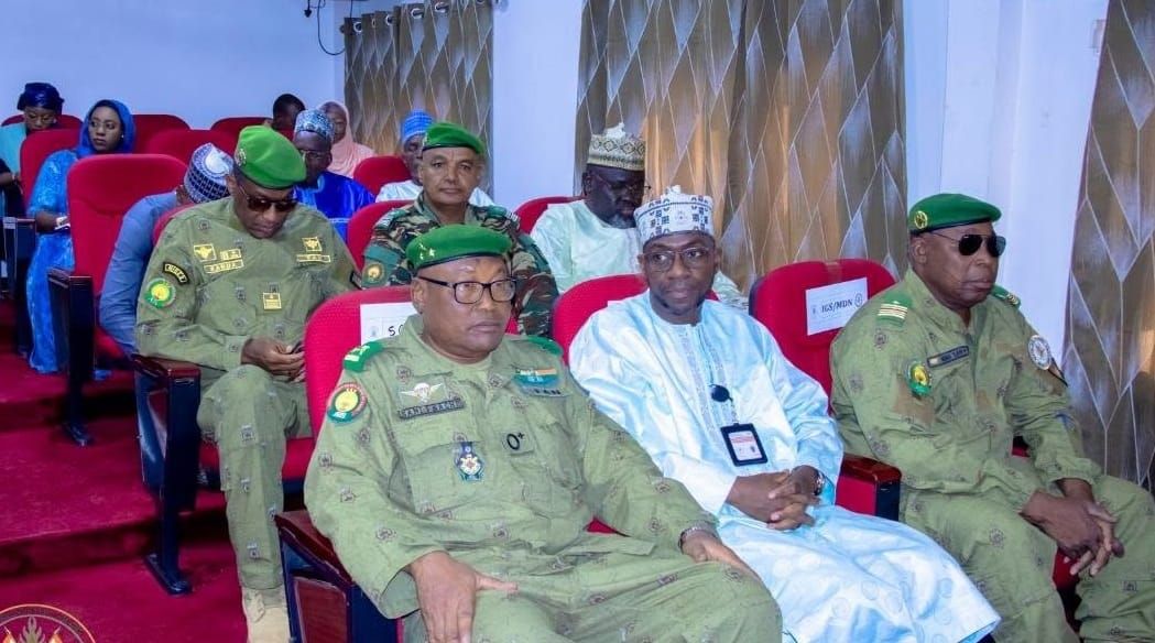 Cérémonie d'ouverture de la première formation des attachés de défense et militaires au Niger