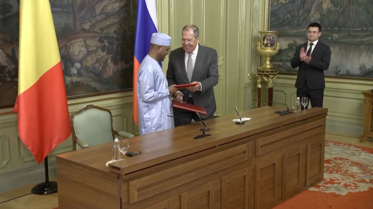 Signature d'un accord entre le Tchad et la Russie pour renforcer la coopération militaire et diplomatique