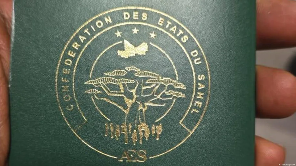 Symboles des passeports Cédéao désormais inutilisables pour les ressortissants de l'AES