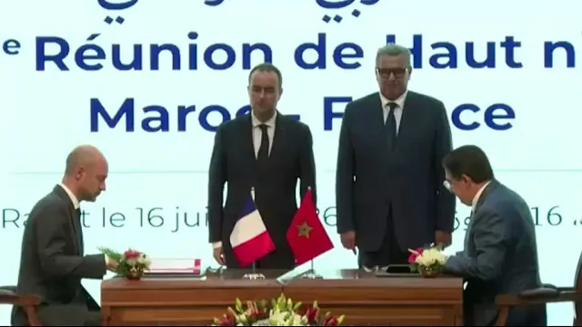 Signature d'accords entre le Maroc et la France
