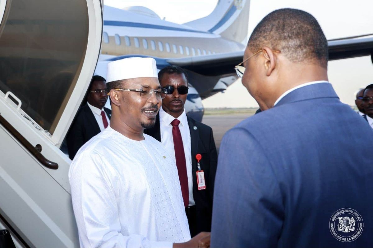 Retour du président tchadien après une visite diplomatique aux Émirats arabes unis