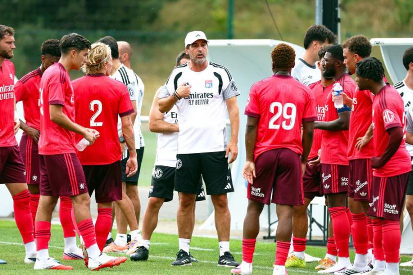 Paulo Fonseca et ses joueurs lors du match amical entre Lyon et le FC Saint-Gall (6-3), le 11 juillet.