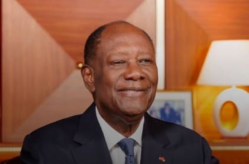 Portrait officiel d'Alassane Dramane Ouattara