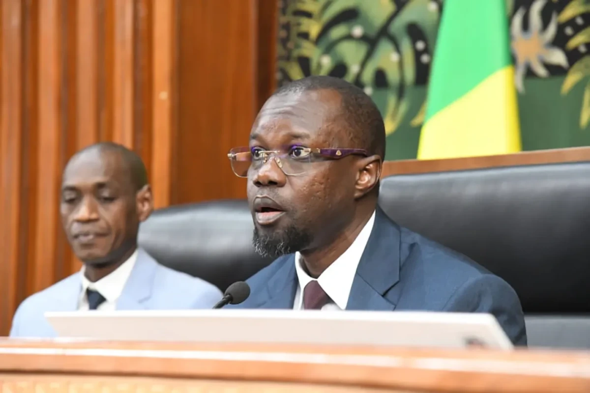Sonko met en garde Faye sur la dissolution de l'Assemblée