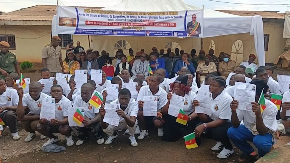 Jeunes Camerounais libérés après paiement des contraintes par corps
